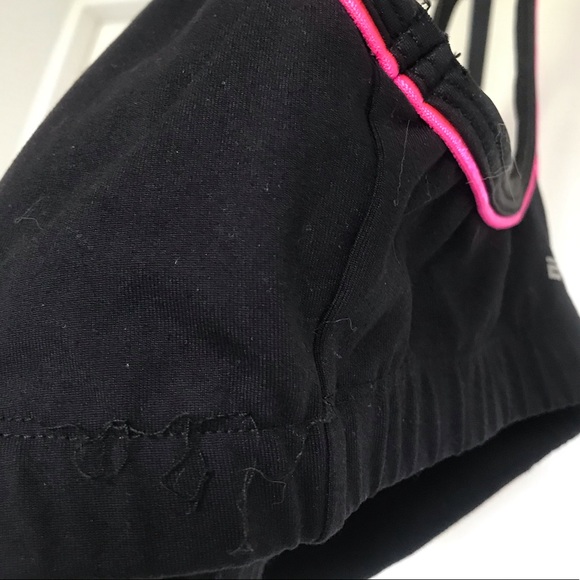 Used bebe Sports Bra in Black Size Small - Picture 3 of 8